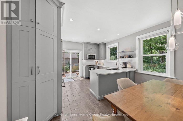 22 SOPHIA STREET, Centre Wellington (Elora/Salem), Ontario, N0B1S0