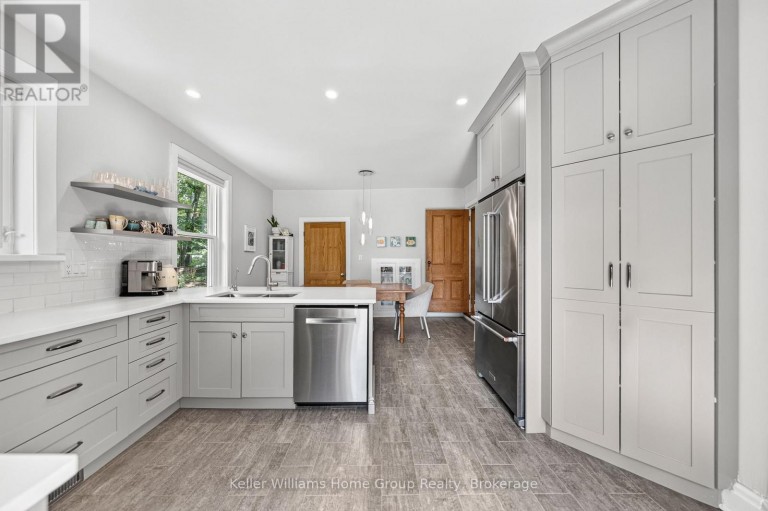 22 SOPHIA STREET, Centre Wellington (Elora/Salem), Ontario, N0B1S0