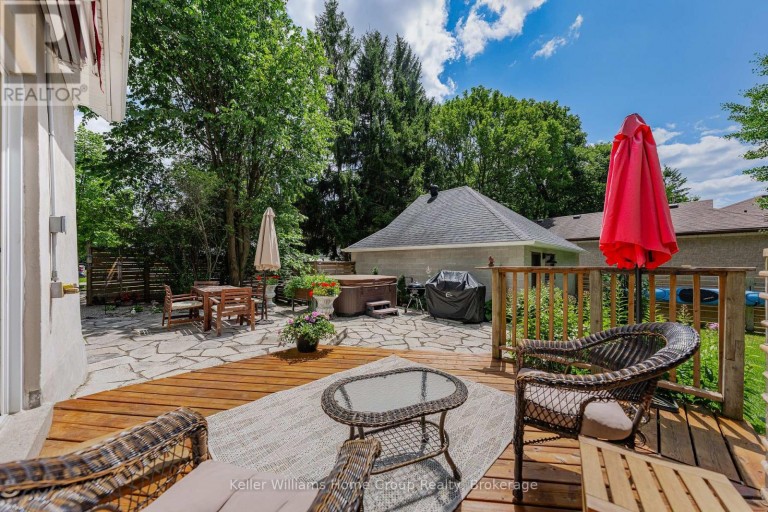 22 SOPHIA STREET, Centre Wellington (Elora/Salem), Ontario, N0B1S0