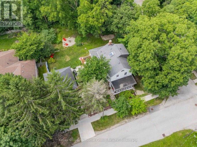 22 SOPHIA STREET, Centre Wellington (Elora/Salem), Ontario, N0B1S0
