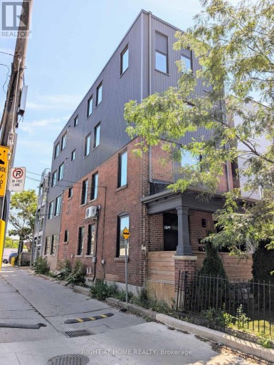 5 - 189 SHERIDAN AVENUE, Toronto (Dufferin Grove), Ontario, M6H3M5