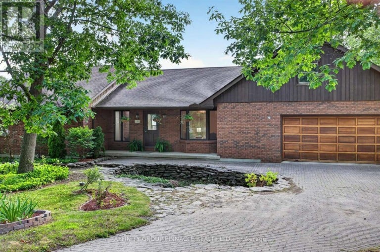 183 LOUISA STREET, Kawartha Lakes (Fenelon Falls), Ontario, K0M1N0