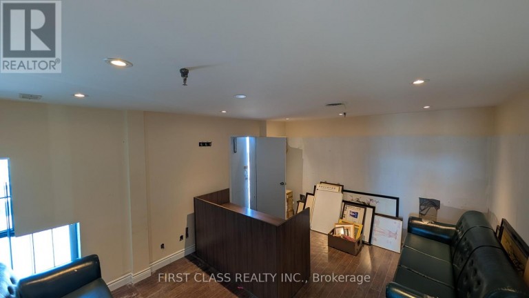1 - 7725 BIRCHMOUNT ROAD, Markham (Milliken Mills West), Ontario, L3R9X3