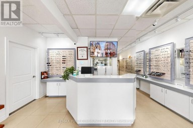 8181 YONGE STREET Markham (Royal Orchard) Ontario photo 5