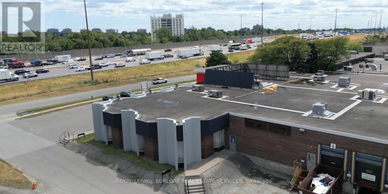 90 RONSON DRIVE, Toronto (West Humber-Clairville), Ontario, M9W1B6