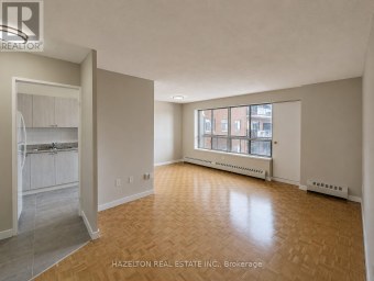 521 - 1901 MARTIN GROVE ROAD Toronto (Mount Olive-Silverstone-Jamestown) Ontario photo 3