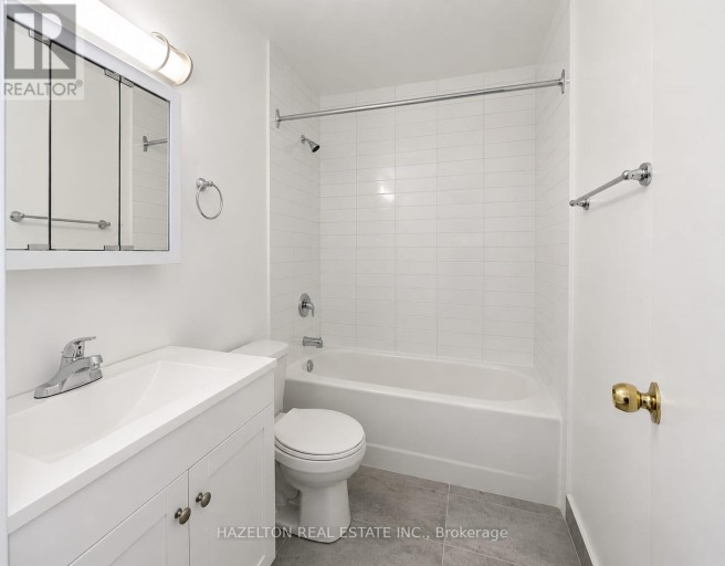 521 - 1901 MARTIN GROVE ROAD, Toronto (Mount Olive-Silverstone-Jamestown), Ontario, M9V3T1