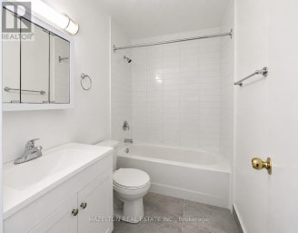 521 - 1901 MARTIN GROVE ROAD Toronto (Mount Olive-Silverstone-Jamestown) Ontario photo 8