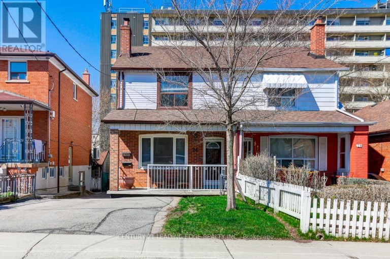 26 GRANDVILLE AVENUE, Toronto (Rockcliffe-Smythe), Ontario, M6N4T9