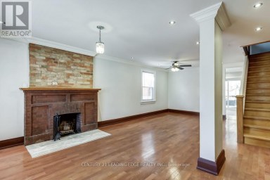 26 GRANDVILLE AVENUE Toronto (Rockcliffe-Smythe) Ontario photo 4