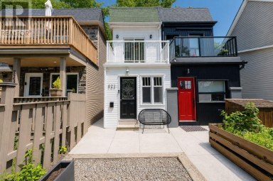 821 CRAVEN ROAD Toronto (Greenwood-Coxwell) Ontario photo 1