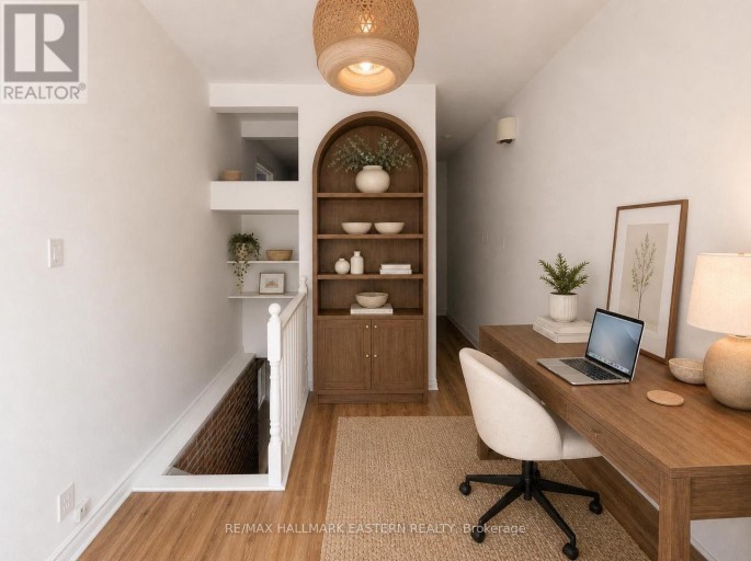 821 CRAVEN ROAD, Toronto (Greenwood-Coxwell), Ontario, M4L2Z7