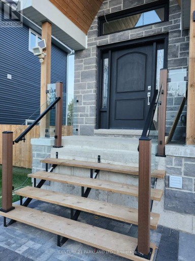 15 STANLEY AVENUE, Oro-Medonte, Ontario, L0L1T0