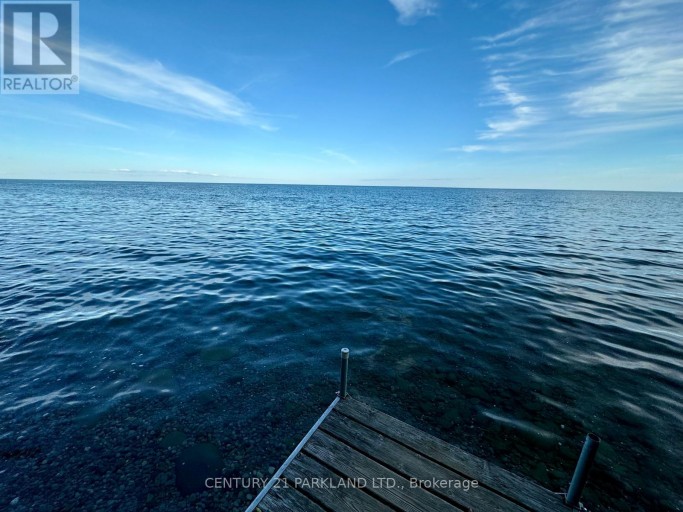 15 STANLEY AVENUE, Oro-Medonte, Ontario, L0L1T0