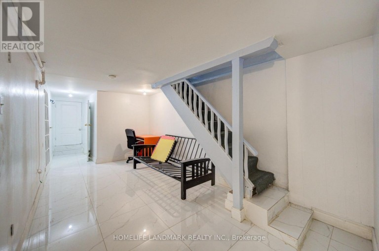 19 ARMSTRONG AVENUE, Toronto (Dovercourt-Wallace Emerson-Junction), Ontario, M6H1V9