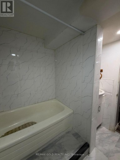 BASEMENT - 38 CARTER DRIVE, Brampton (Brampton North), Ontario, L6V3N5