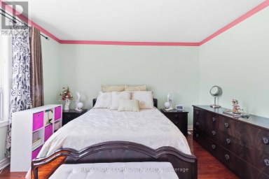 32 KIRKNEWTON ROAD Toronto (Caledonia-Fairbank) Ontario photo 14