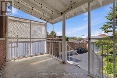 32 KIRKNEWTON ROAD Toronto (Caledonia-Fairbank) Ontario photo 26