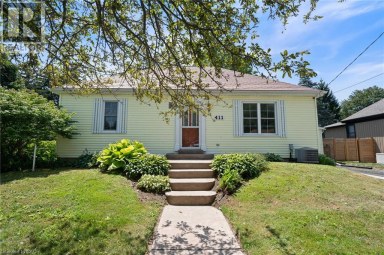 411 ST ANDREW Street Port Dover Ontario photo 12