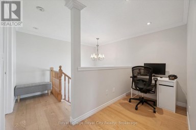 220 CARRINGTON DRIVE Guelph (Kortright West) Ontario photo 14