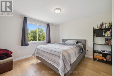 220 CARRINGTON DRIVE Guelph (Kortright West) Ontario photo 15