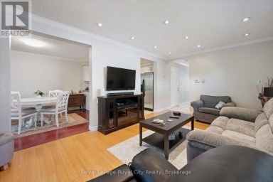 220 CARRINGTON DRIVE Guelph (Kortright West) Ontario photo 5