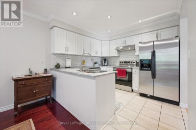 220 CARRINGTON DRIVE Guelph (Kortright West) Ontario photo 7