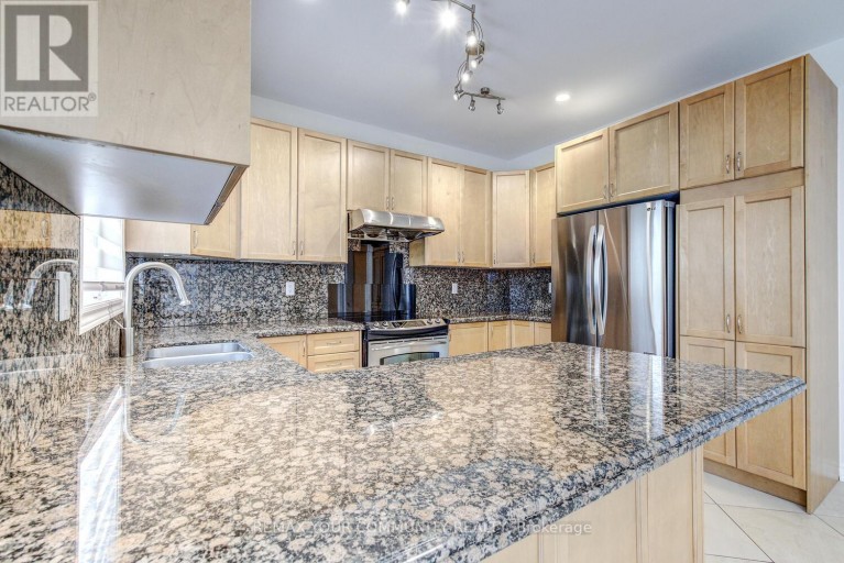 76 IVY GLEN DRIVE, Vaughan (Patterson), Ontario, L6A0P2