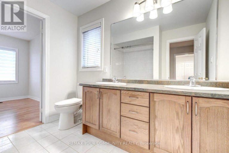 76 IVY GLEN DRIVE, Vaughan (Patterson), Ontario, L6A0P2