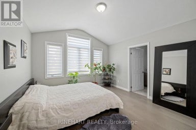 2946 TOKALA TRAIL London North (North S) Ontario photo 17