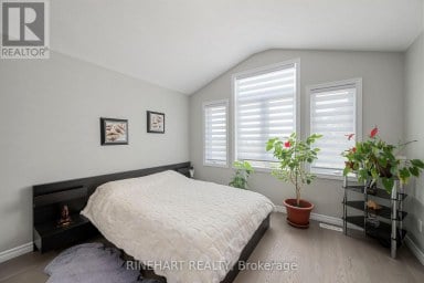 2946 TOKALA TRAIL London North (North S) Ontario photo 18