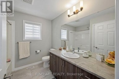 2946 TOKALA TRAIL London North (North S) Ontario photo 22