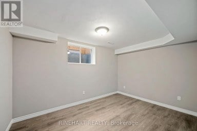 2946 TOKALA TRAIL London North (North S) Ontario photo 35