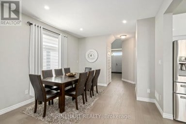 2946 TOKALA TRAIL London North (North S) Ontario photo 4