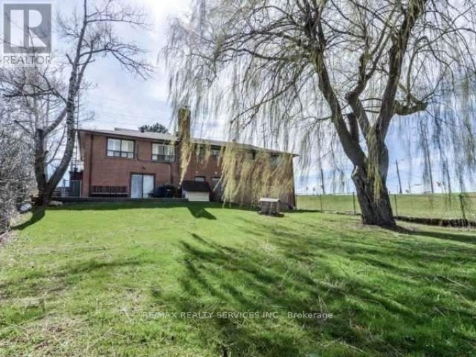 10973 GOREWAY DRIVE, Brampton (Toronto Gore Rural Estate), Ontario, L6P0N1