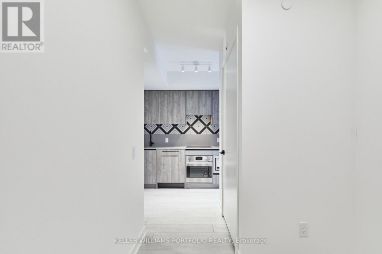 520 - 5 LAKEVIEW AVENUE, Toronto (Trinity-Bellwoods), Ontario, M6J0H3