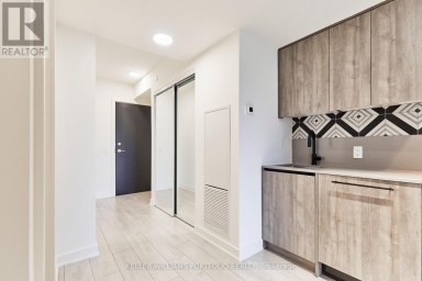 520 - 5 LAKEVIEW AVENUE Toronto (Trinity-Bellwoods) Ontario photo 5