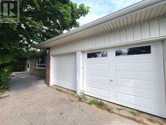 998 KING ROAD King Ontario photo 2