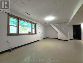 998 KING ROAD King Ontario photo 21
