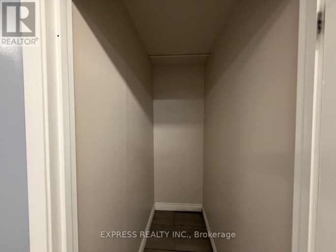 BSMT - 8300 YONGE STREET, Vaughan (Uplands), Ontario, L4J7R3