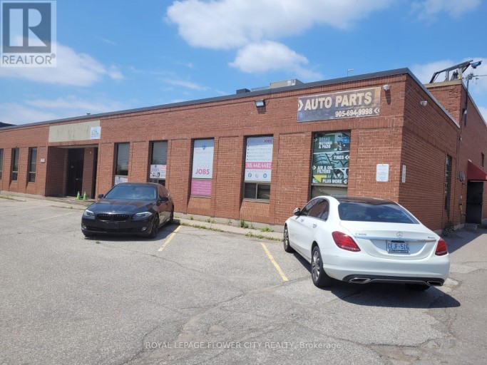 B - 2395 LUCKNOW DRIVE, Mississauga (Northeast), Ontario, L5S1H9