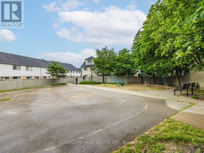 140 - 1292 SHERWOOD MILLS BOULEVARD, Mississauga (East Credit), Ontario, L5V2G8