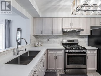 140 - 1292 SHERWOOD MILLS BOULEVARD Mississauga (East Credit) Ontario photo 4