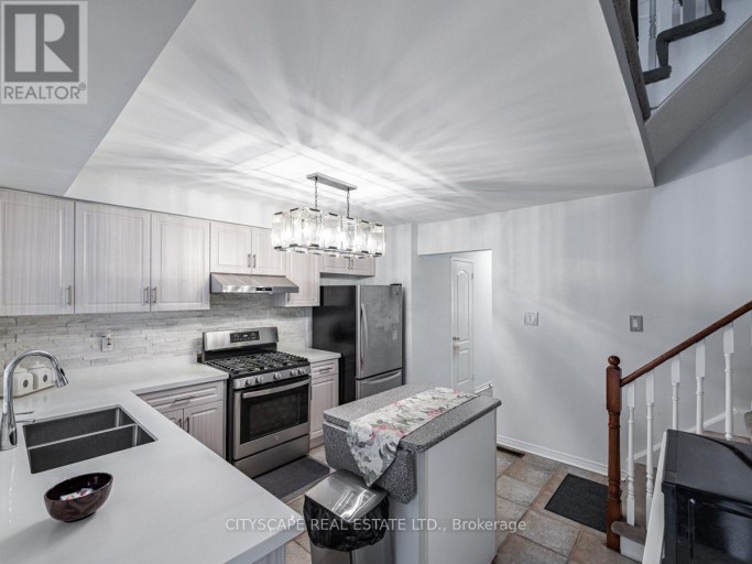 140 - 1292 SHERWOOD MILLS BOULEVARD, Mississauga (East Credit), Ontario, L5V2G8