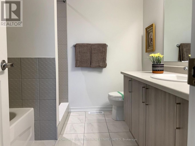 1 - 220 FARLEY ROAD, Centre Wellington (Fergus), Ontario, N1M0H6