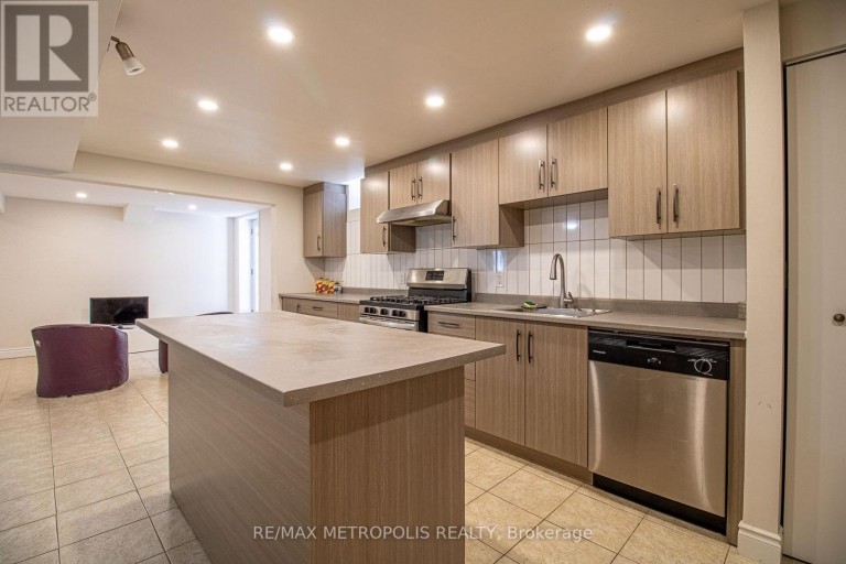 BASEMENT - 507 CHARNWOOD COURT, Pickering (Amberlea), Ontario, L1V4Y1