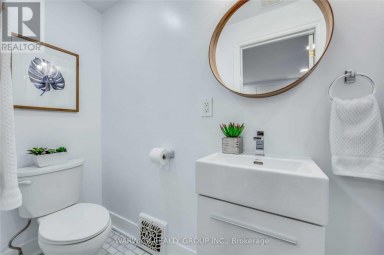 LOWER - 57 BERTMOUNT AVENUE Toronto (South Riverdale) Ontario photo 17