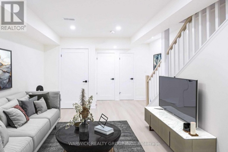 LOWER - 57 BERTMOUNT AVENUE, Toronto (South Riverdale), Ontario, M4M2X8
