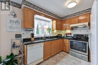 5481 PALMERSTON CRESCENT Mississauga (Central Erin Mills) Ontario photo 14
