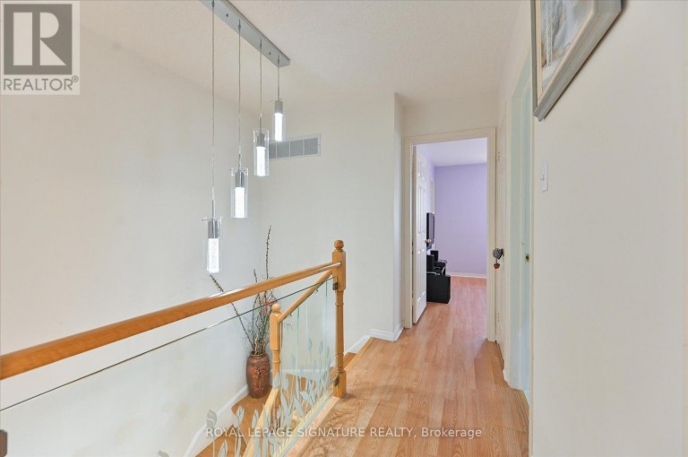 5481 PALMERSTON CRESCENT, Mississauga (Central Erin Mills), Ontario, L5M5Z8